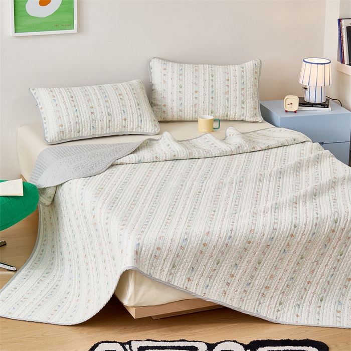 91家纺网 家纺一手货源 找家纺 美优兰 2025春款全棉单面高温砂洗床盖 潘多拉