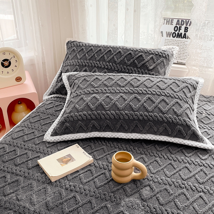 91家纺网 家纺一手货源 找家纺 梦舒羽 2025新款220克高克重塔芙绒床笠床垫保护套床单套床盖 至尊灰