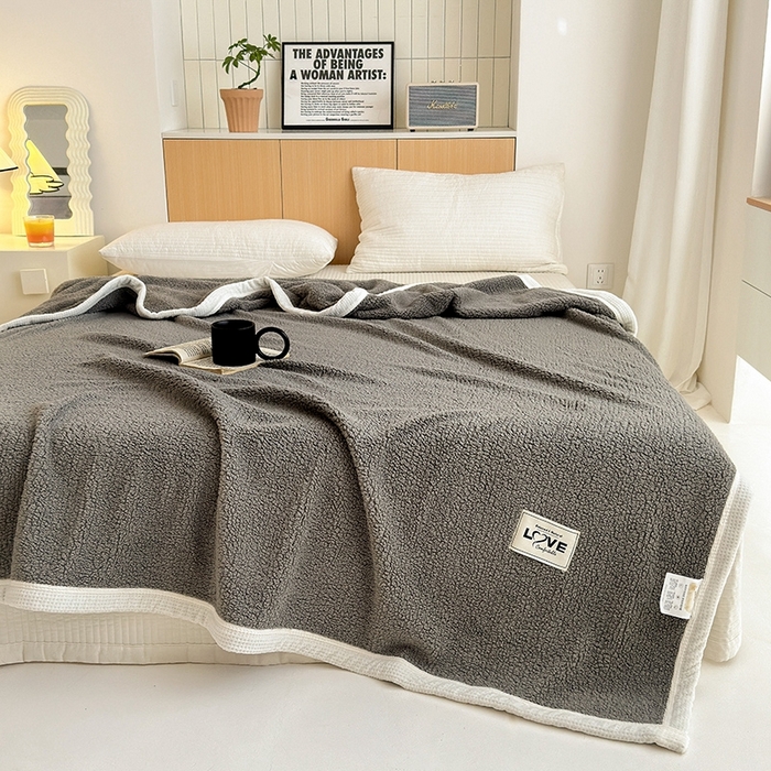 91家纺网 家纺一手货源 找家纺 沐棉 2024新款羊羔绒泰迪绒毛毯 绅士灰