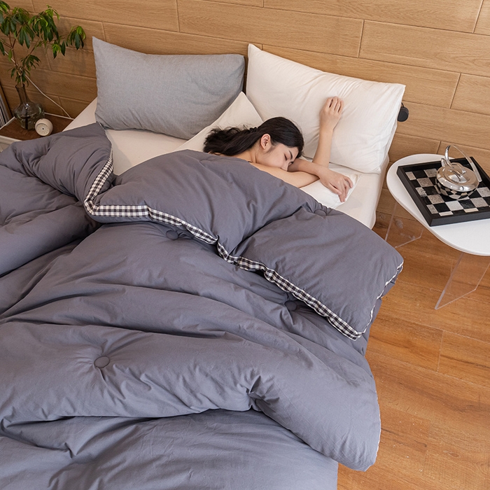 91家纺网 家纺一手货源 找家纺 2024新款无印风棋盘格立体边大豆纤维冬被 风格一 棋盘格-暗灰