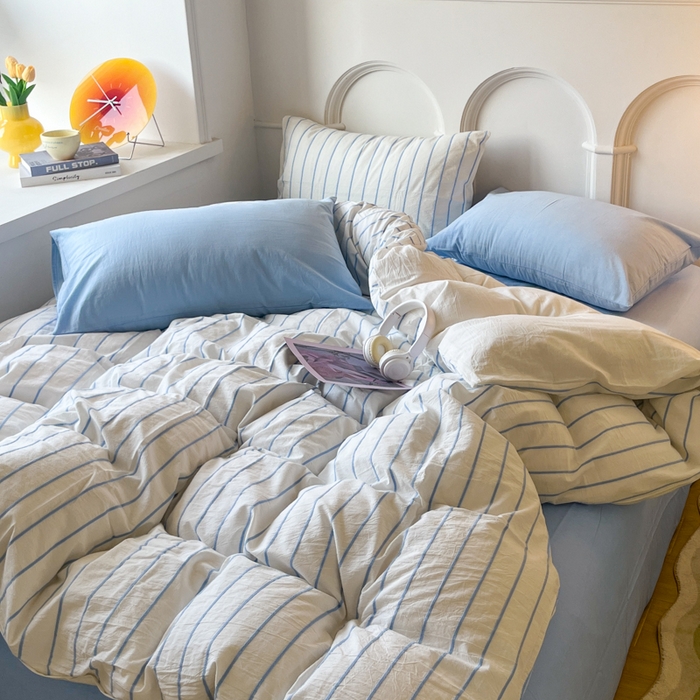 91家纺网 家纺一手货源 找家纺 千朵 2024新款撞色条纹色织提花水洗棉被套四件套 天小蓝