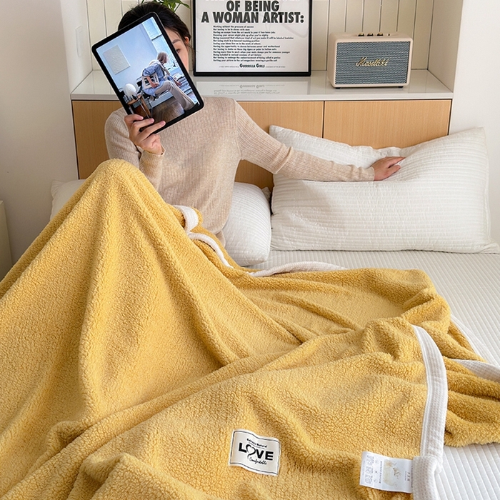 91家纺网 家纺一手货源 找家纺 沐棉 2024新款羊羔绒泰迪绒毛毯 柠檬黄
