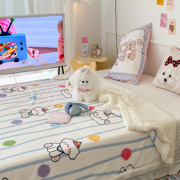 91家纺网 家纺一手货源 找家纺 昔可家纺 2024新款羊羔绒牛奶绒毛毯系列（三）-卡通系列 蓝波纹奶狗