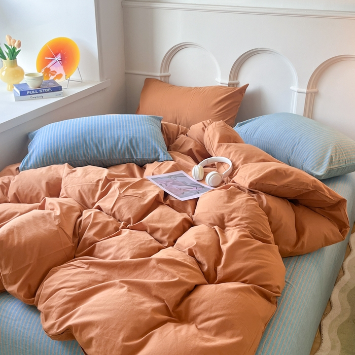 91家纺网 家纺一手货源 找家纺 千朵 2024新款ins风多巴胺撞色条纹全棉水洗棉四件套-可乐系列 可乐蓝