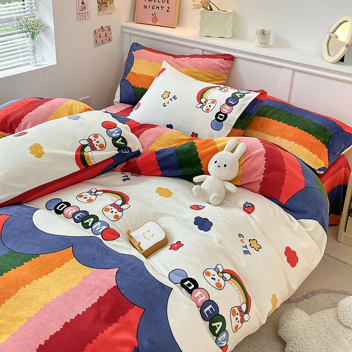 91家纺网 家纺一手货源 找家纺 2024新款200g加厚防静电牛奶绒小清新四件套 绒-彩虹兔