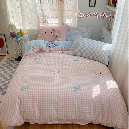 91家纺网 家纺一手货源 找家纺 （总）顾里家纺 2024新款ins可爱风格子猫咪云朵棉四件套