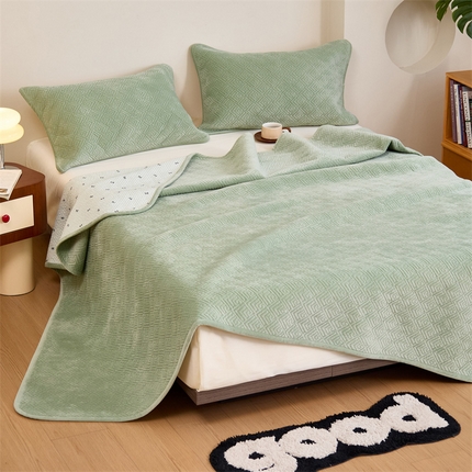 美优兰 2025秋冬新款棉加绒床盖单品床盖三件套 棉加绒草绿