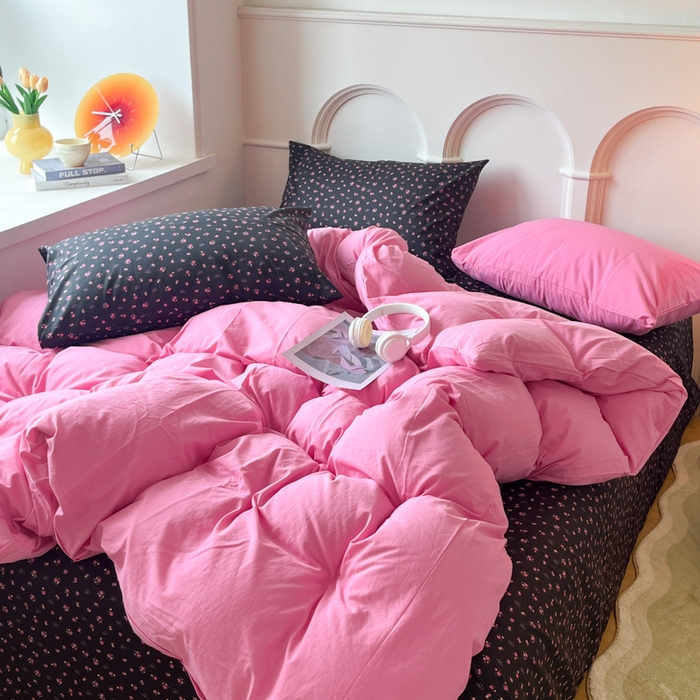 91家纺网 家纺一手货源 找家纺 千朵 2024新款全棉水洗棉混搭双拼四件套 繁花粉