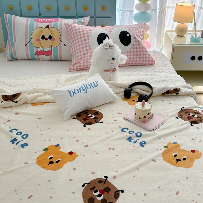 91家纺网 家纺一手货源 找家纺 昔可家纺 2024新款羊羔绒牛奶绒毛毯系列（三）-卡通系列 小熊曲奇