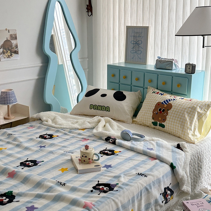 91家纺网 家纺一手货源 找家纺 昔可家纺 2024新款羊羔绒牛奶绒毛毯系列（三）-卡通系列 星星小黑球