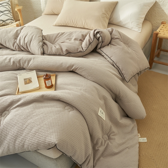 91家纺网 家纺一手货源 找家纺 2024新款b类纯棉华夫格提花100%新疆棉花冬被 风格二 华夫格棉花被-浅灰