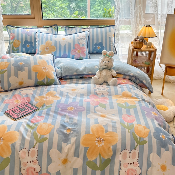 91家纺网 家纺一手货源 找家纺 红粉佳人 2025新款棉加绒印花四件套 花园小兔