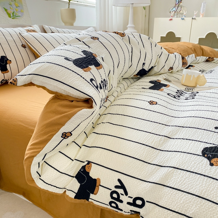 91家纺网 家纺一手货源 找家纺 悦织湾家纺 2025新款轻奢北欧风小清新印花水洗棉四件套 腊肠狗