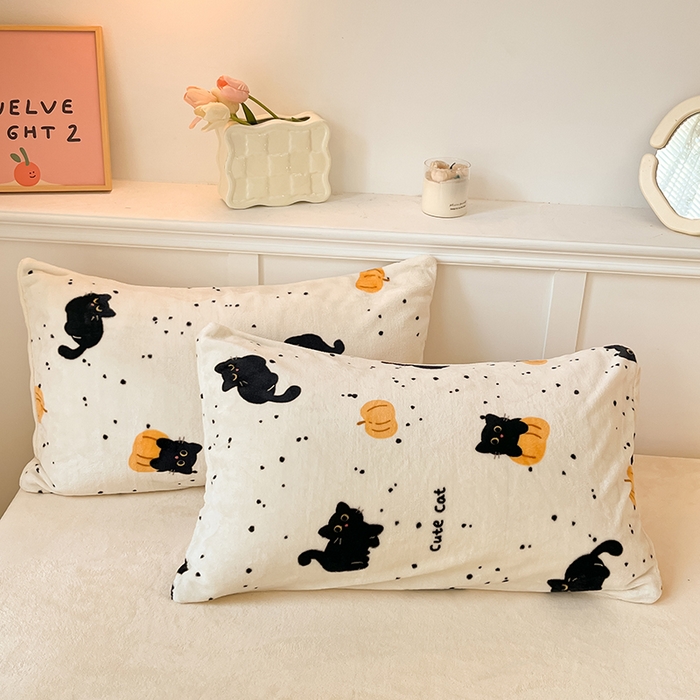 91家纺网 家纺一手货源 找家纺 2024新款200g加厚防静电牛奶绒小清新四件套 绒-奶咖南瓜猫