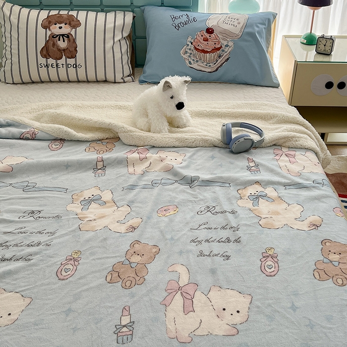91家纺网 家纺一手货源 找家纺 昔可家纺 2024新款羊羔绒牛奶绒毛毯系列（三）-卡通系列 小熊礼物