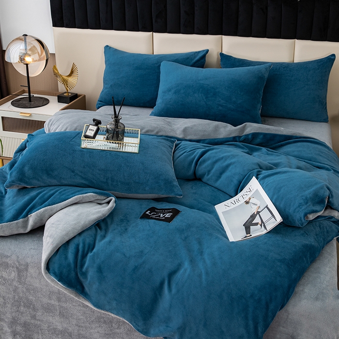 91家纺网 家纺一手货源 找家纺 鸿羽樱（鸿羽樱）家纺 2024新款牛奶绒四件套 宝石蓝+灰