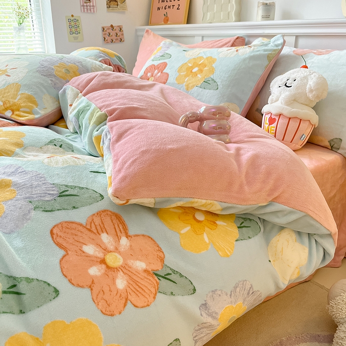 91家纺网 家纺一手货源 找家纺 2024新款200g加厚防静电牛奶绒小清新四件套 绒-缤纷花园