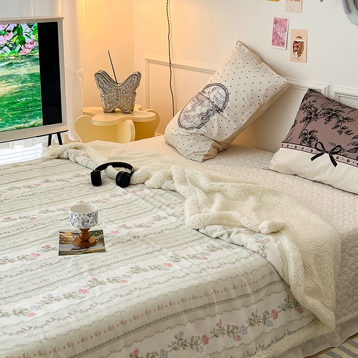 91家纺网 家纺一手货源 找家纺 昔可家纺 2024新款羊羔绒牛奶绒毛毯系列（三）-ins小清新系列 琉璃花语