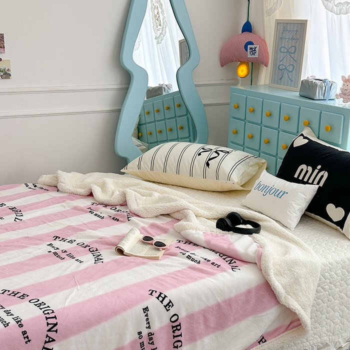 91家纺网 家纺一手货源 找家纺 昔可家纺 2024新款羊羔绒牛奶绒毛毯系列（三）-ins小清新系列 粉墨甜心