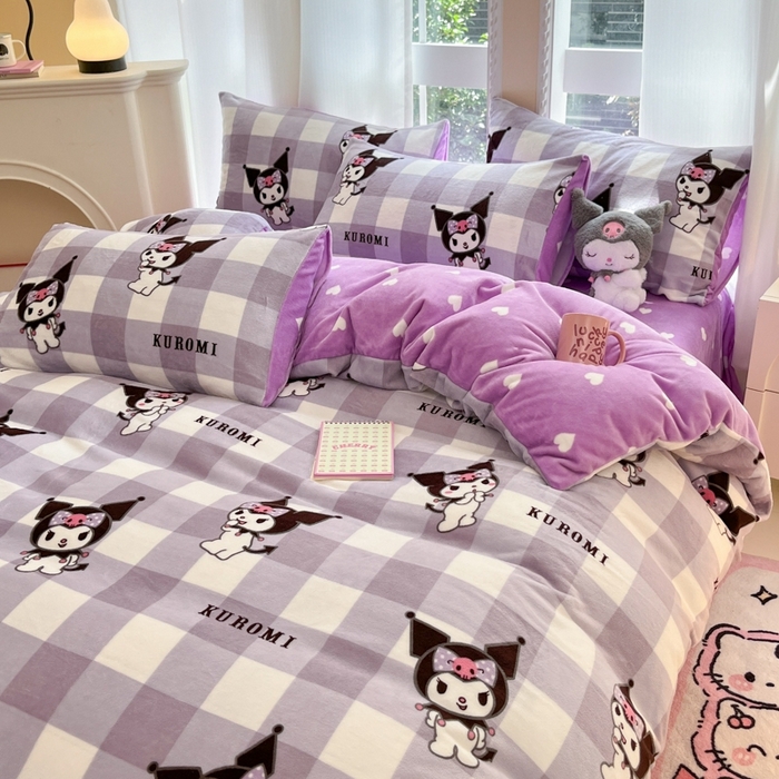 91家纺网 家纺一手货源 找家纺 2024新款三丽鸥牛奶绒小版四件套 牛奶绒小版-格子库洛米