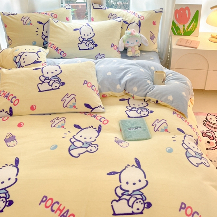 91家纺网 家纺一手货源 找家纺 2024新款三丽鸥牛奶绒小版四件套 牛奶绒小版-冰淇淋帕恰狗