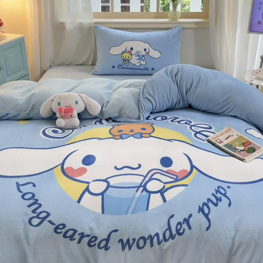 91家纺网 家纺一手货源 找家纺 2024新品正版三丽鸥授权大版卡通平网数码印花加厚高克重牛奶绒系列四件套 绒大版-R汽水大耳狗