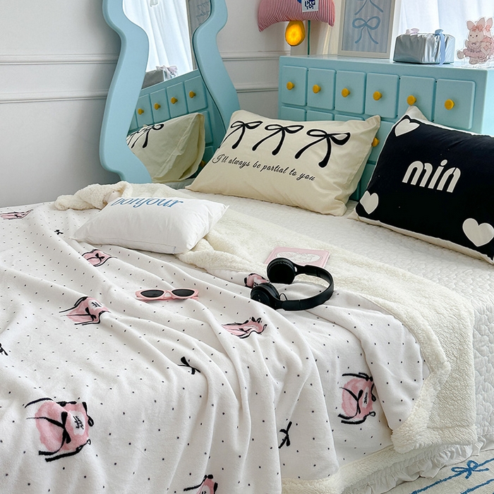 91家纺网 家纺一手货源 找家纺 昔可家纺 2024新款羊羔绒牛奶绒毛毯系列（三）-ins小清新系列 芭蕾蛋糕