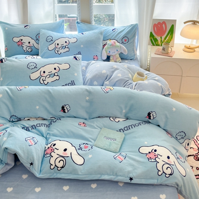 91家纺网 家纺一手货源 找家纺 2024新款三丽鸥牛奶绒小版四件套 牛奶绒小版-蛋糕玉桂狗