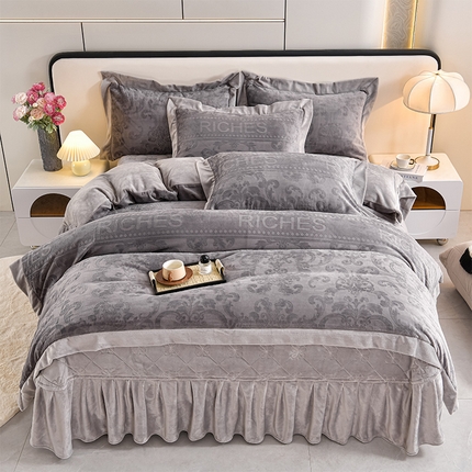 91家纺网 家纺一手货源 找家纺 （总）馨梦缘 2025新款高克重加厚牛奶绒雕花床盖款四件套-控价228