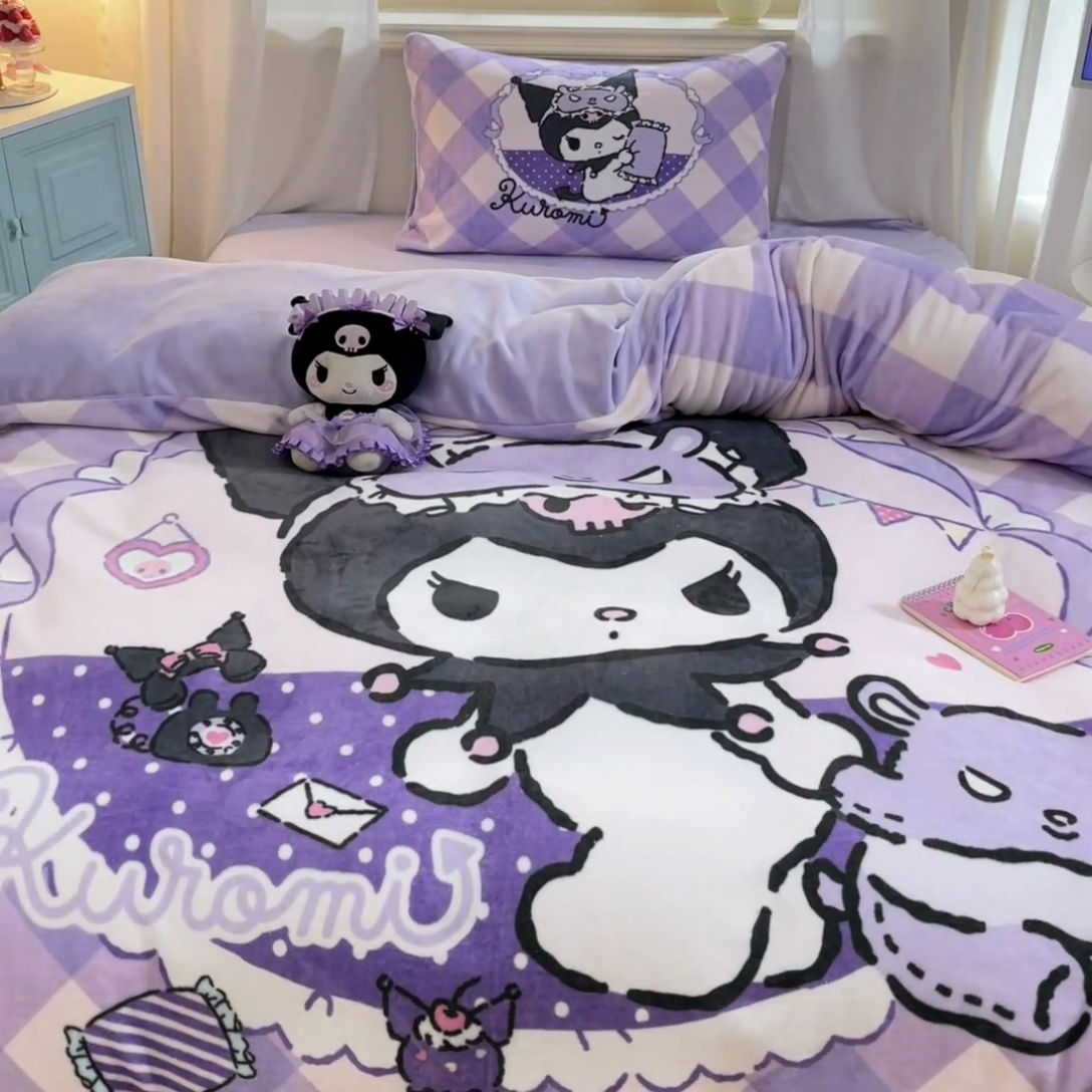 91家纺网 家纺一手货源 找家纺 2024新品正版三丽鸥授权大版卡通平网数码印花加厚高克重牛奶绒系列四件套 绒大版-R糖果库洛米