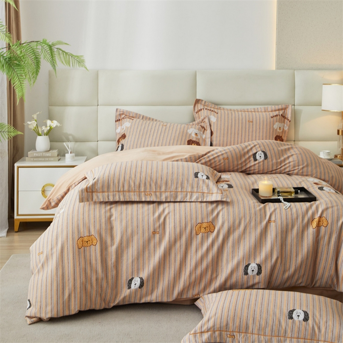 91家纺网 家纺一手货源 找家纺 品乐家纺 2024新款32支全棉超柔生态磨毛四件套 彩虹小狗-黄