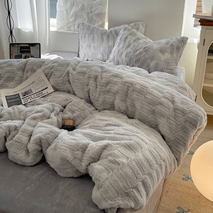 2024新款全消光兔毛320克牛奶绒A类纯色立体四件套 晕染灰