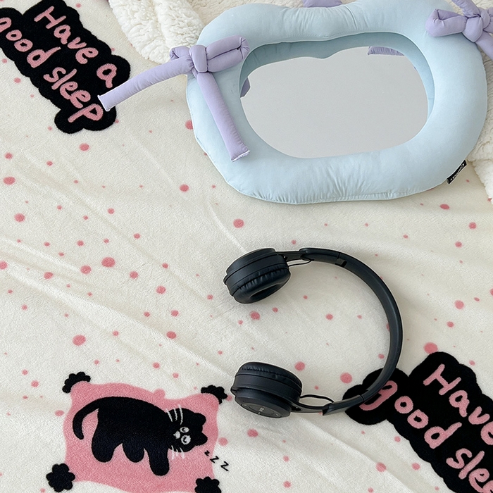 91家纺网 家纺一手货源 找家纺 昔可家纺 2024新款羊羔绒牛奶绒毛毯系列（三）-卡通系列 晚安猫猫