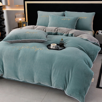 91家纺网 家纺一手货源 找家纺 湘雪 2025新款高克重纯色高精密刺绣牛奶绒四件套麻绳款（提供买家秀） 优雅-桃绿