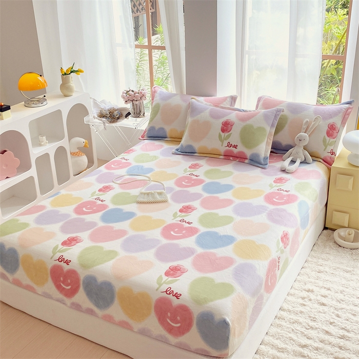 91家纺网 家纺一手货源 找家纺 凯儿家纺  2024新款加厚高克重印花系列单床笠 七彩爱心