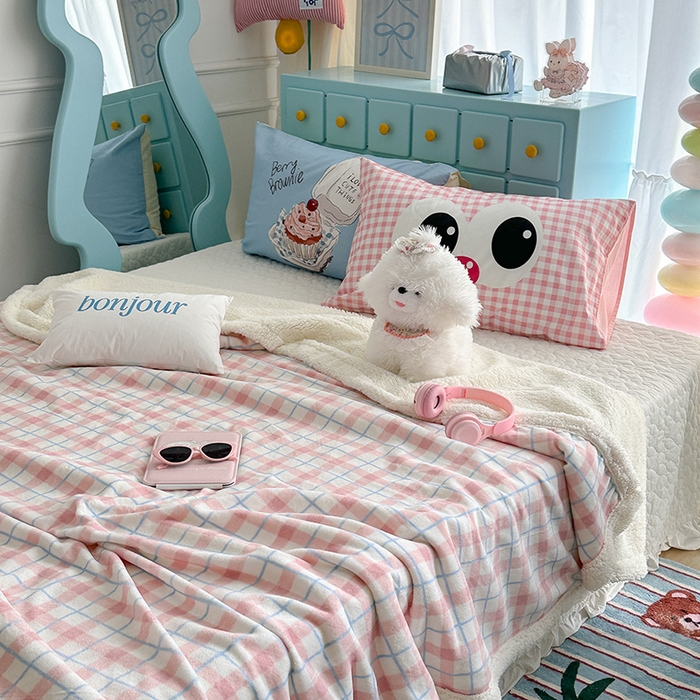 91家纺网 家纺一手货源 找家纺 昔可家纺 2024新款羊羔绒牛奶绒毛毯系列（三）-ins小清新系列 丝雾粉格