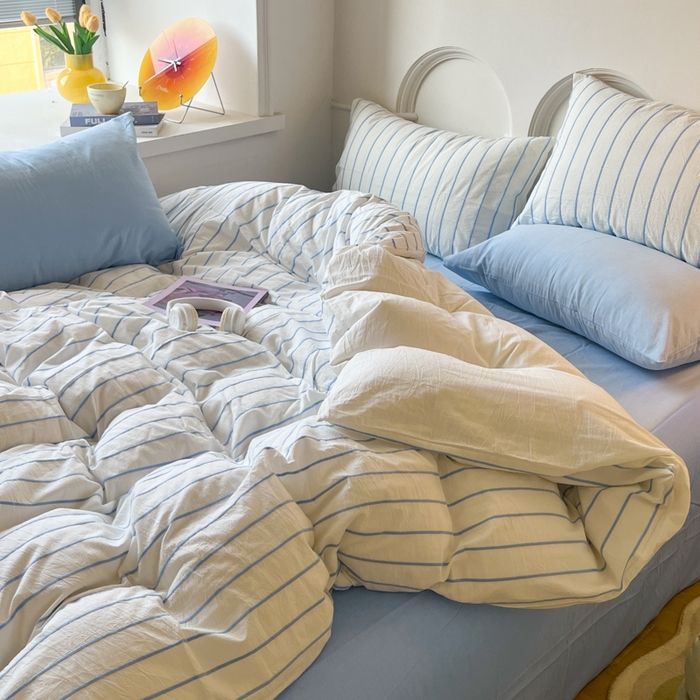 91家纺网 家纺一手货源 找家纺 千朵 2024新款撞色条纹色织提花水洗棉被套四件套 天小蓝