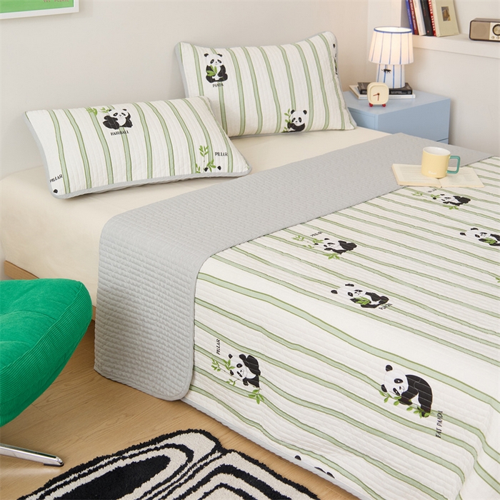 91家纺网 家纺一手货源 找家纺 美优兰 2025春款全棉单面高温砂洗床盖 顽皮熊