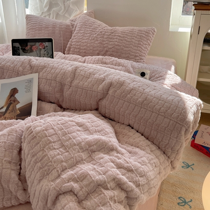 2024新款全消光兔毛320克牛奶绒A类纯色立体四件套 蜜桃粉