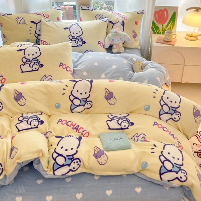 91家纺网 家纺一手货源 找家纺 2024新款三丽鸥牛奶绒小版四件套 牛奶绒小版-冰淇淋帕恰狗