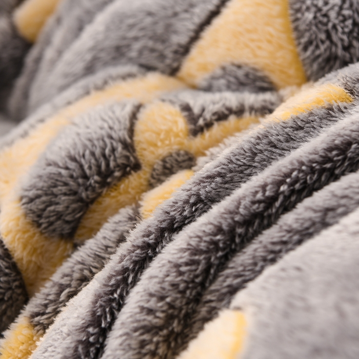 91家纺网 家纺一手货源 找家纺 南北家居 2024新款AB版雪花绒羊羔绒冬被被子被芯 时尚格调