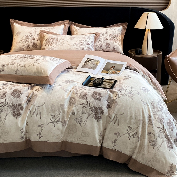 91家纺网 家纺一手货源 找家纺 梵克保罗 2024新款全棉贡缎磨毛数码印花高级简奢款四件套 远黛-灰