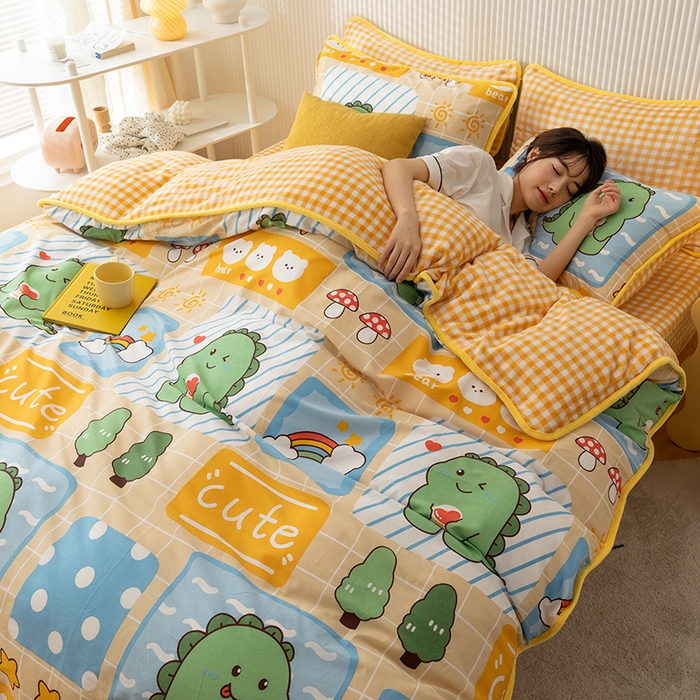 91家纺网 家纺一手货源 找家纺 红粉佳人 2025新款棉加绒印花四件套 萌萌小恐龙