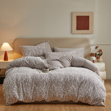 91家纺网 家纺一手货源 找家纺 （总）三朵家纺 2024新款立体浮雕保暖加厚四件套