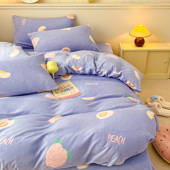 91家纺网 家纺一手货源 找家纺 2024新款200g加厚防静电牛奶绒小清新四件套 绒-紫色桃子