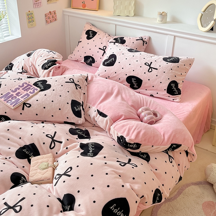 91家纺网 家纺一手货源 找家纺 2024新款200g加厚防静电牛奶绒小清新四件套 绒-粉墨