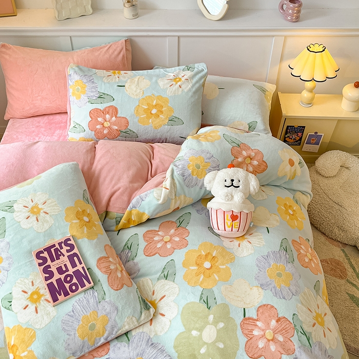 91家纺网 家纺一手货源 找家纺 （总）2024新款200g加厚防静电牛奶绒小清新四件套