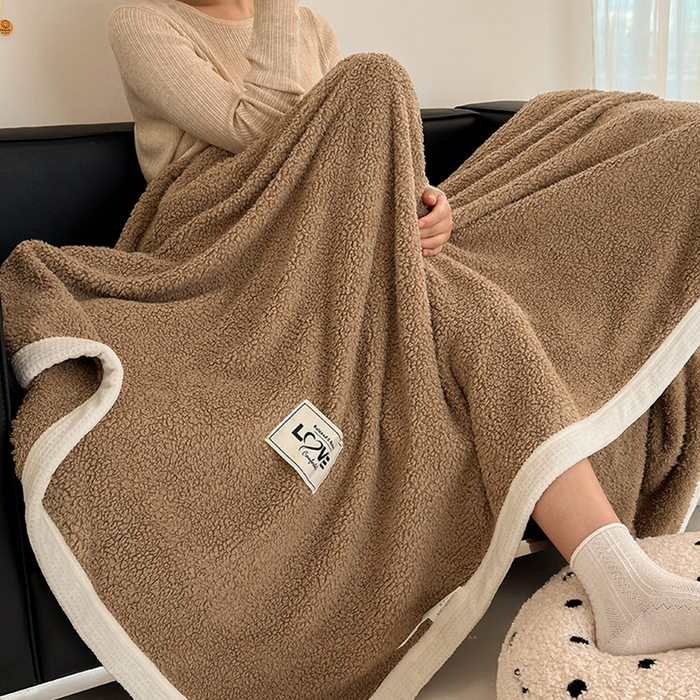 91家纺网 家纺一手货源 找家纺 沐棉 2024新款羊羔绒泰迪绒毛毯 简约咖