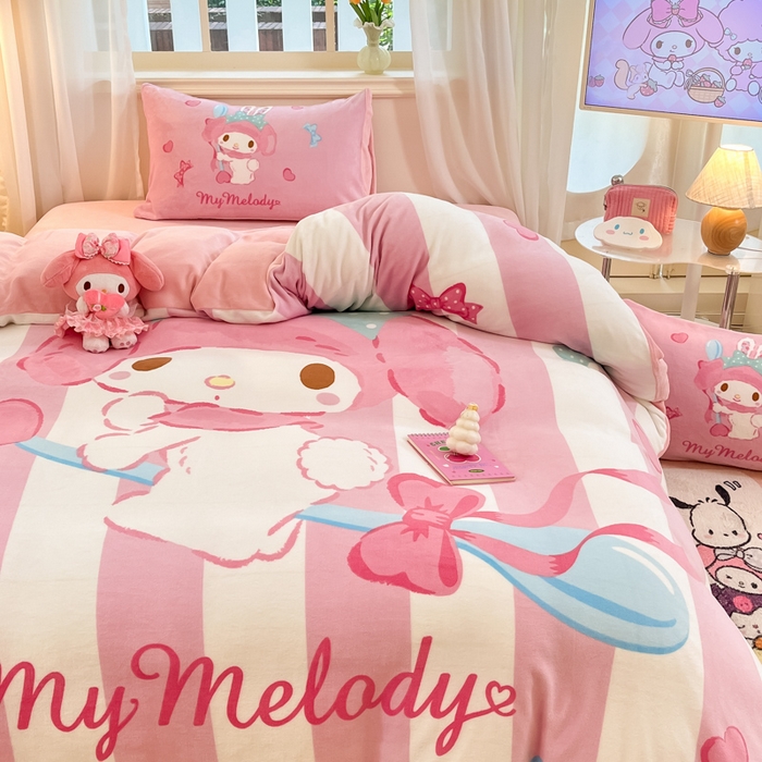 91家纺网 家纺一手货源 找家纺 2024新品正版三丽鸥授权大版卡通平网数码印花加厚高克重牛奶绒系列四件套 绒大版-R魔法美乐蒂