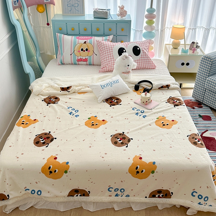 91家纺网 家纺一手货源 找家纺 昔可家纺 2024新款羊羔绒牛奶绒毛毯系列（三）-卡通系列 小熊曲奇